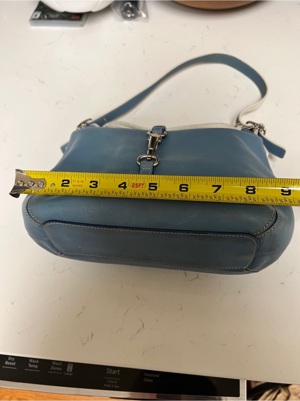 Coach- Hamptons clasp hobo Blue Leather Shoulder Bag with White Trim - Picture 8 of 14